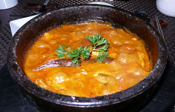vegetarian curry hot pot: $17.95