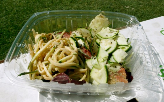 raw pizza and pasta salad from jenny's raw and organic
