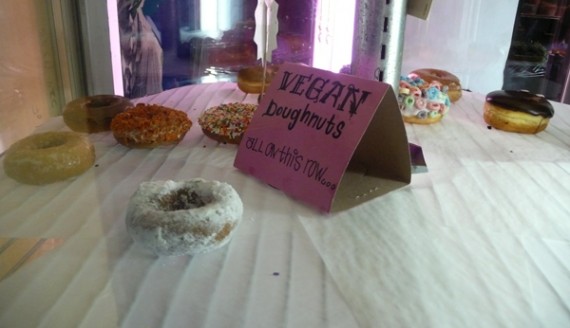 voodoo-donuts-case