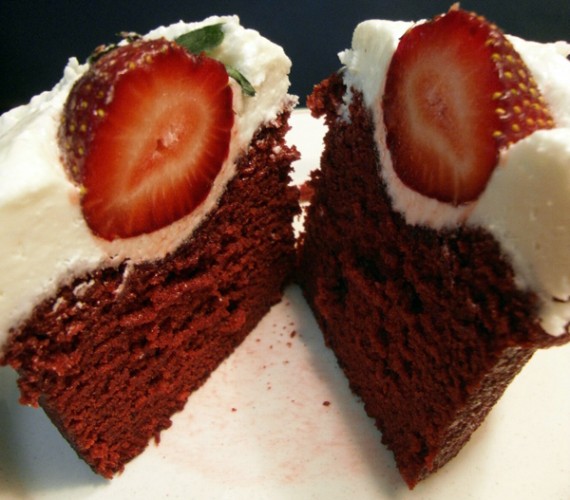 red-velvet-cupcake-half